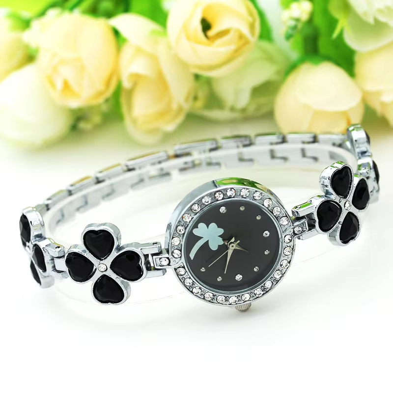 Four-leaf clover creative pers - Jewels In Quartz Watches review and price