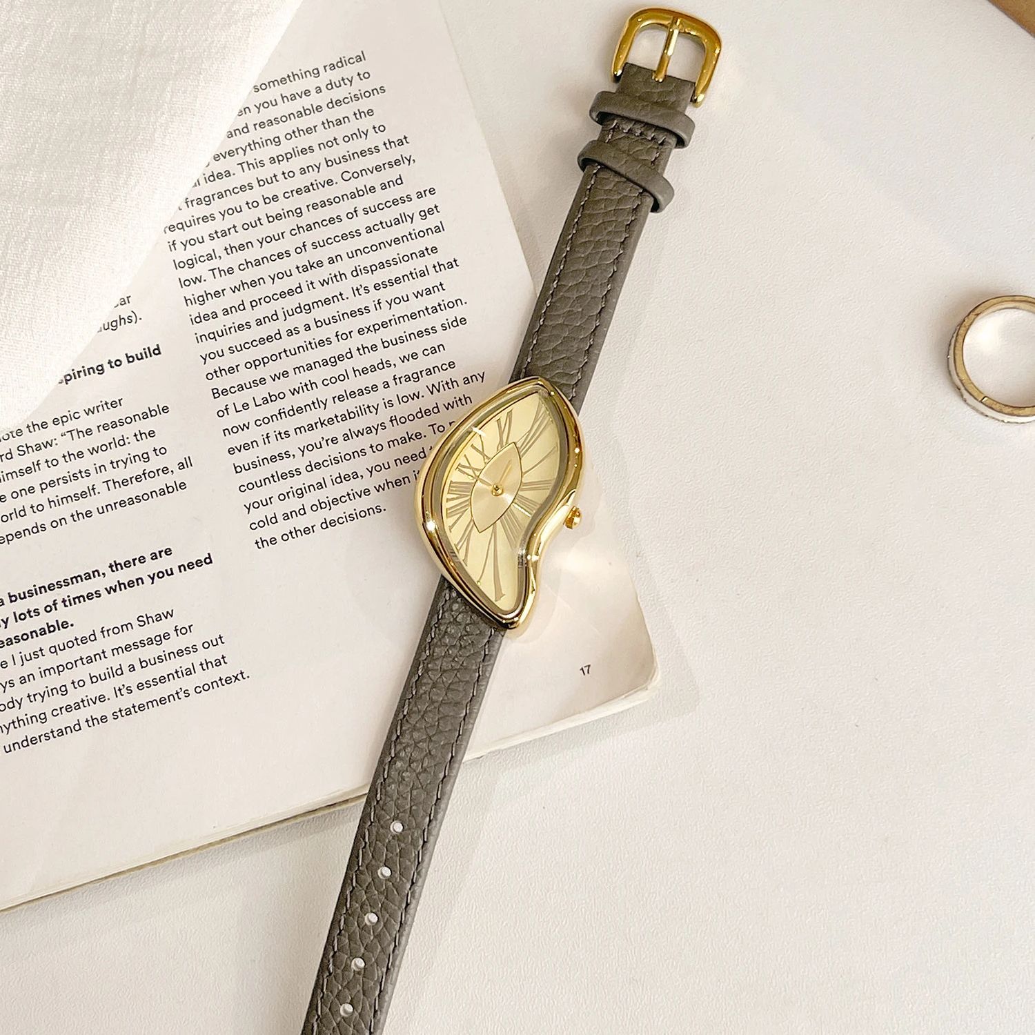 High end Retro Creative Watch  - High Jewelry Watches review and price