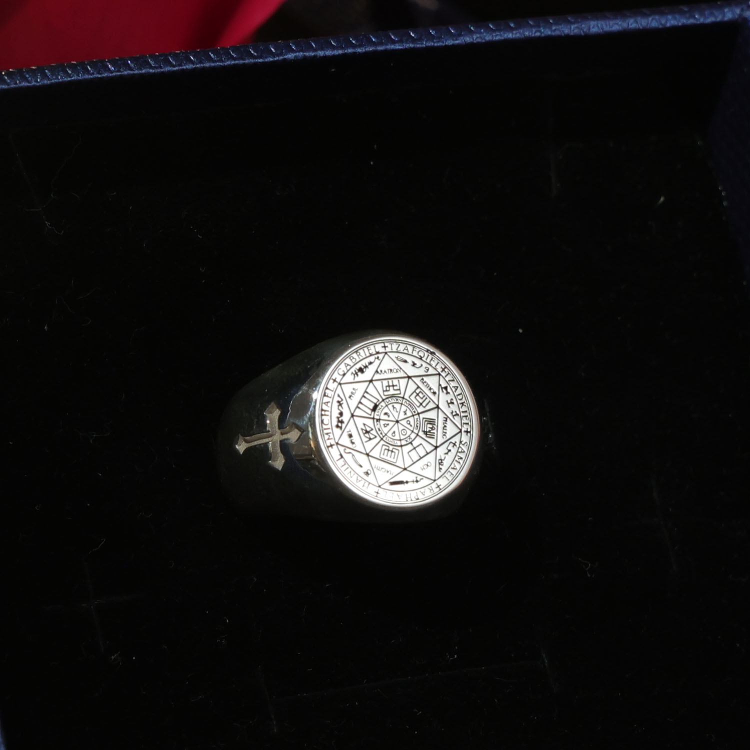 20mm Solid Signet Ring 925 Sil - Mens Signet Ring review and price